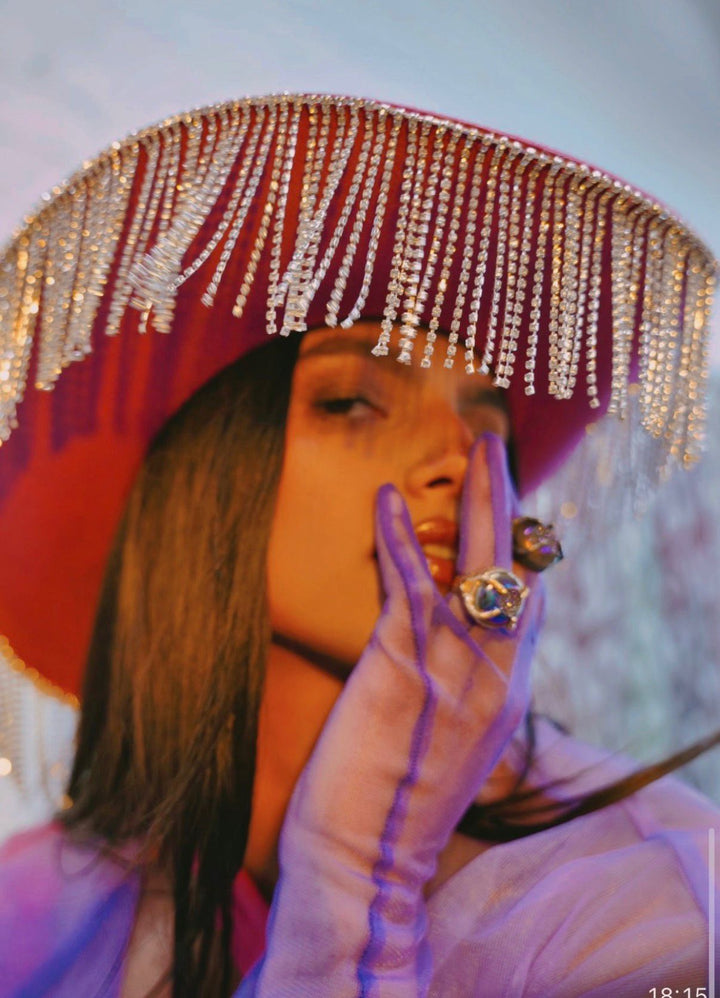 MAGICIAN IN DRUZY QUARTZ UNIQUE PIECES